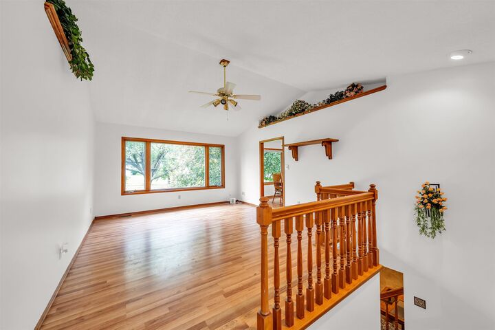 Property Photo:  105 S Brownthrush Cir  KS 67209