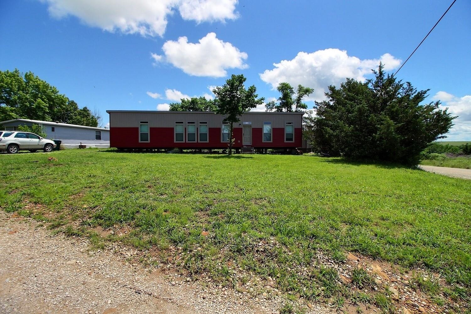 Property Photo:  2228 38th St  KS 67047 
