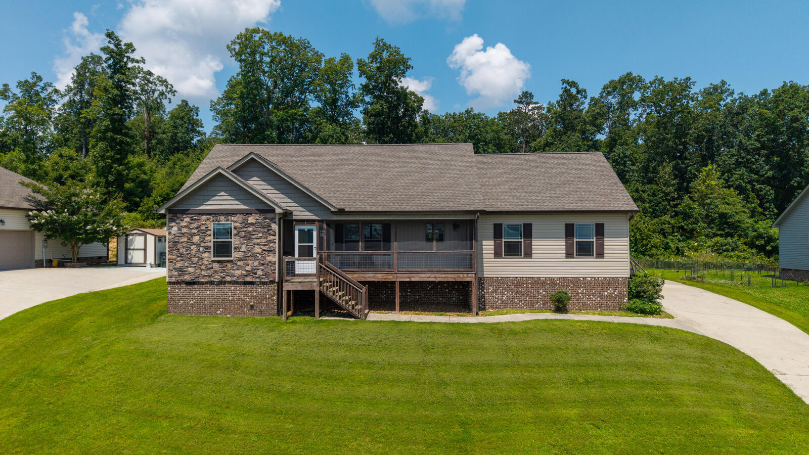 Property Photo: 169 Timber Top Crossing SE TN 37323