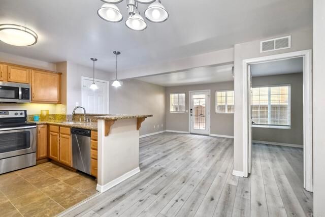 Property Photo: 5252 Balboa Arms Drive 169 CA 92117