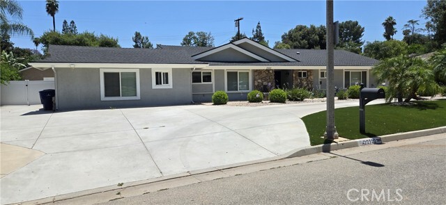 Property Photo: 2322 Shadow Hill Drive CA 92506
