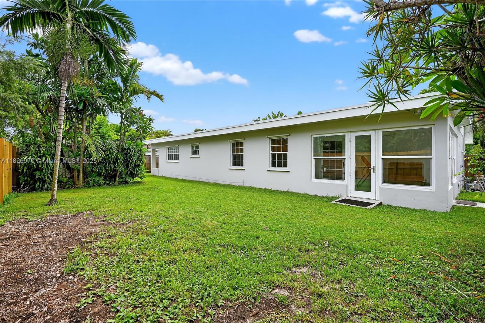 Property Photo: 10463 SW 124th Pl FL 33186