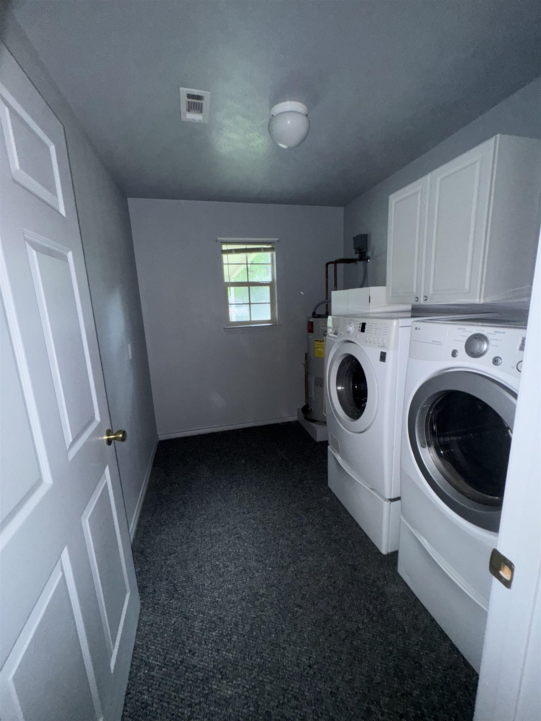 Property Photo: 825 S 12th TX 77627