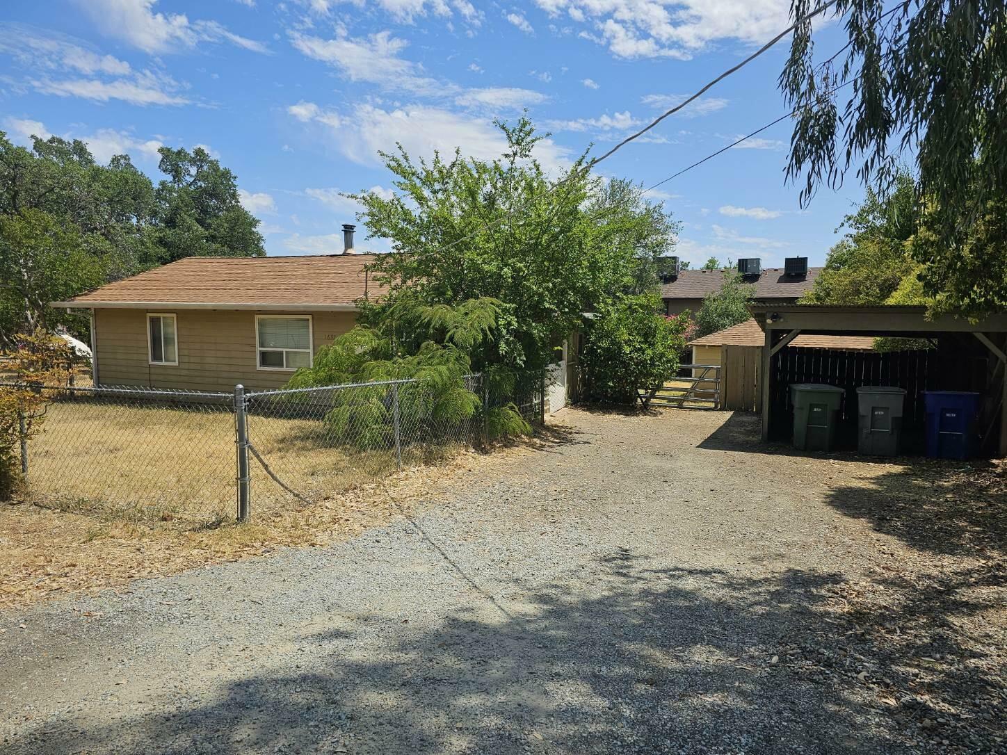 Property Photo: 1637 Green Street CA 96002