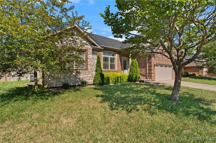 Property Photo: 1015 Frontier Trail IN 47124