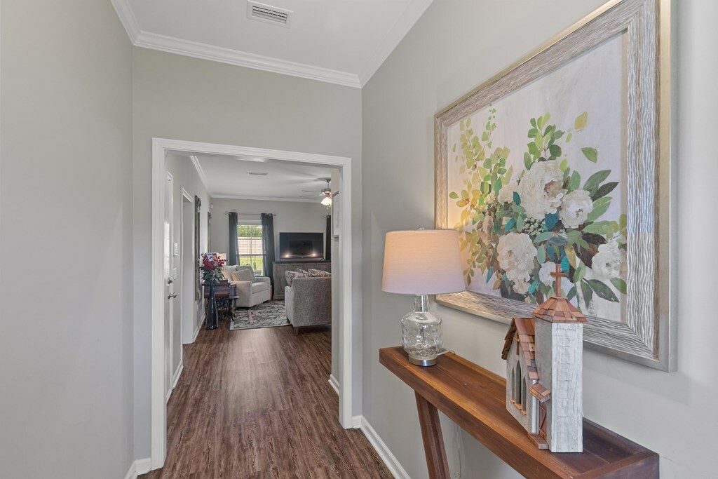 Property Photo: 108 Yaupon Ct. AL 36301