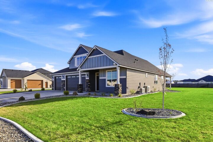 Property Photo:  6627 Lazy B Dr  WA 99301 