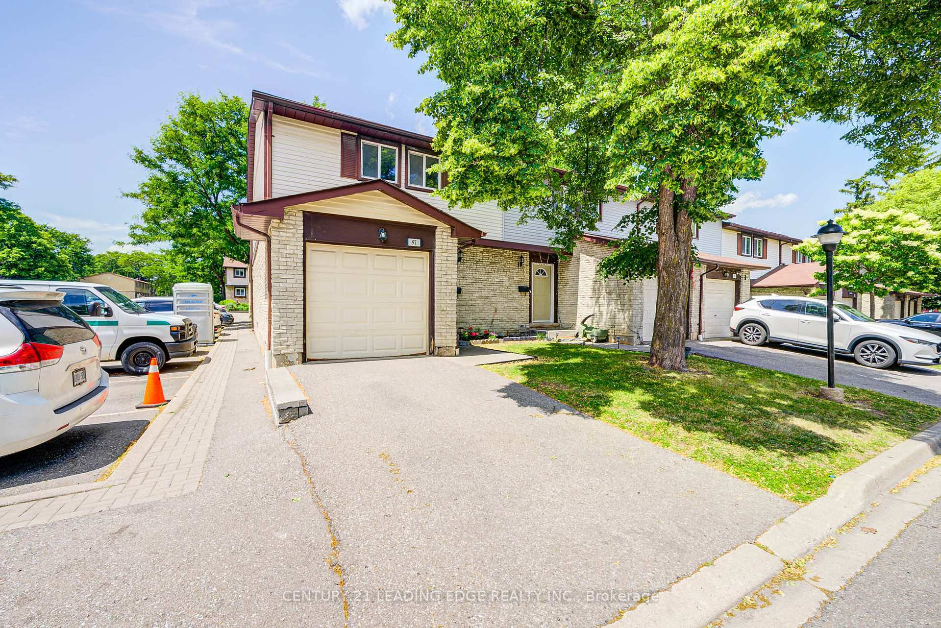 Property Photo: 45 Hansen Road 97 ON L6V 3C5