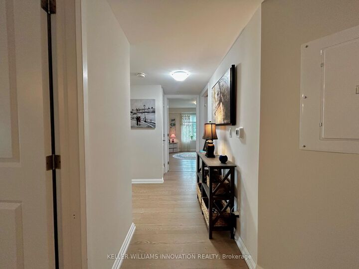 Photo de la propriété: 778 Laurelwood Drive 413 ON N2V 0G3