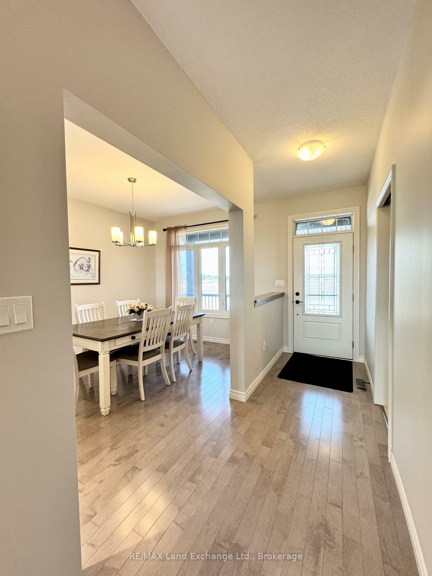 Property Photo: 494 Ivings Drive ON N0H 2C3