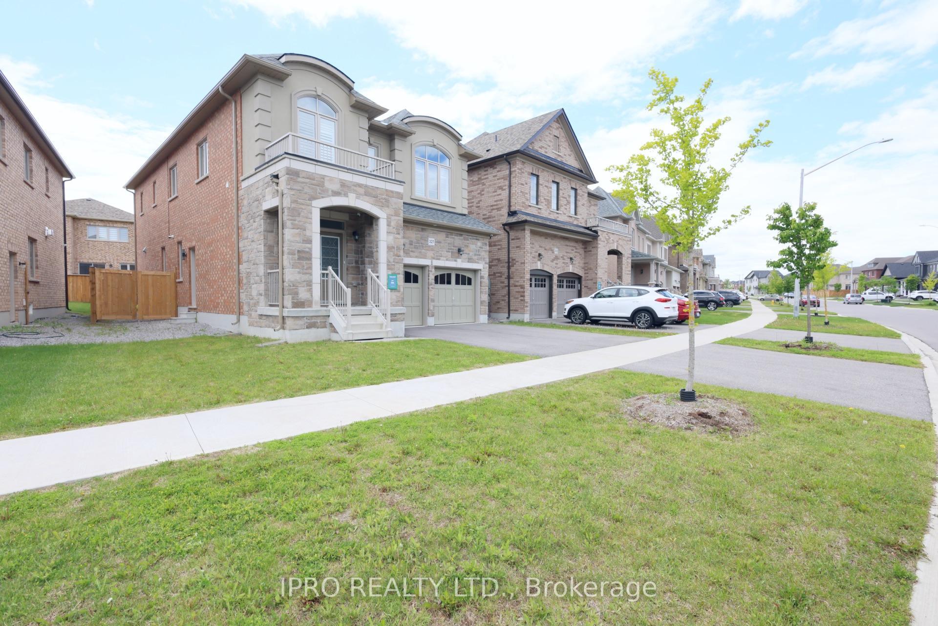 Property Photo: 327 Northglen Boulevard ON L1C 7E2