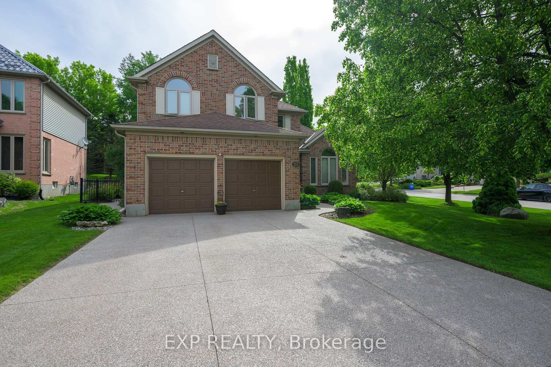 Property Photo: 22 Glenridge Crescent ON N6G 4W5
