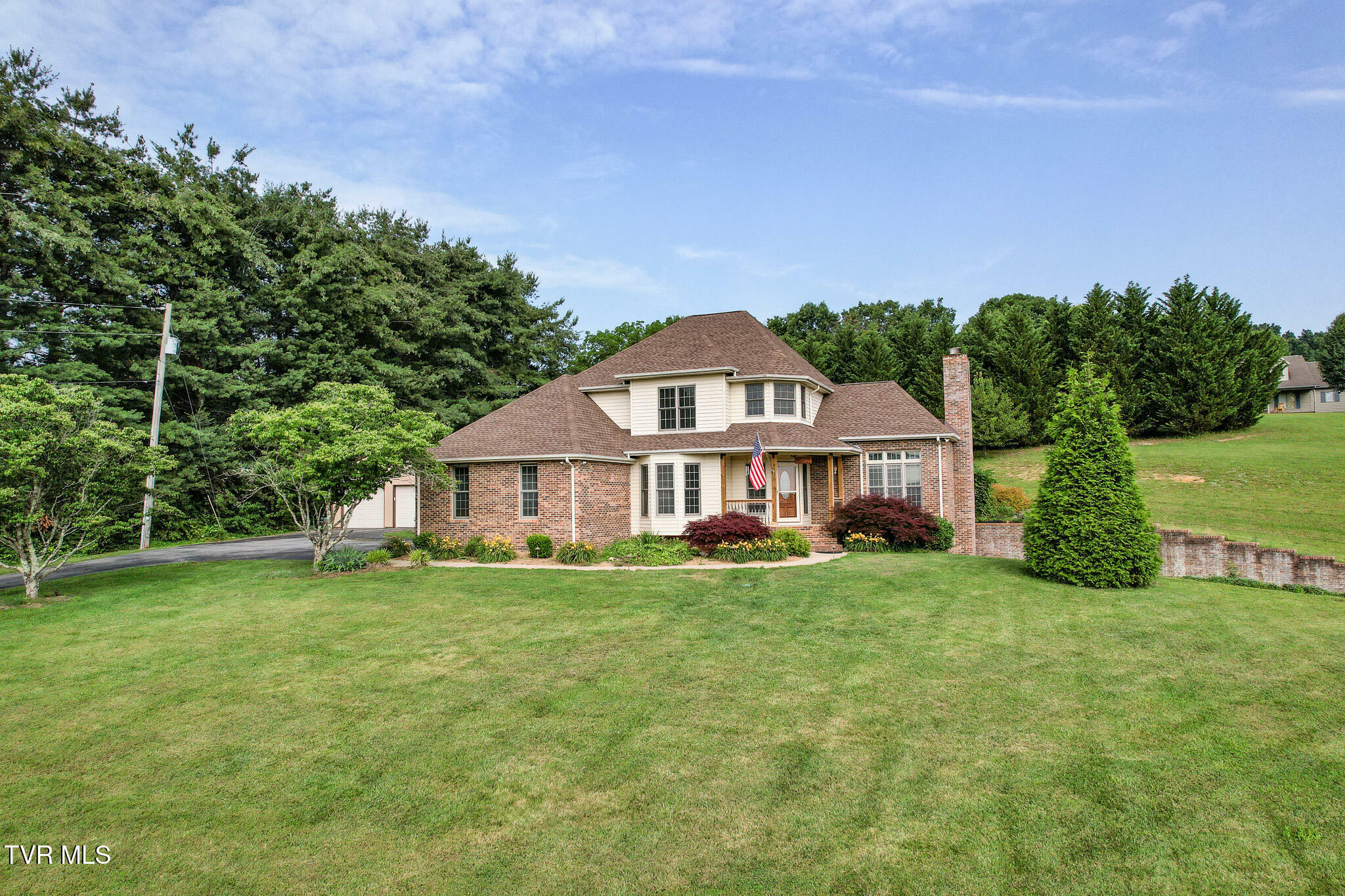 Property Photo: 945 Dashaway Road TN 37641