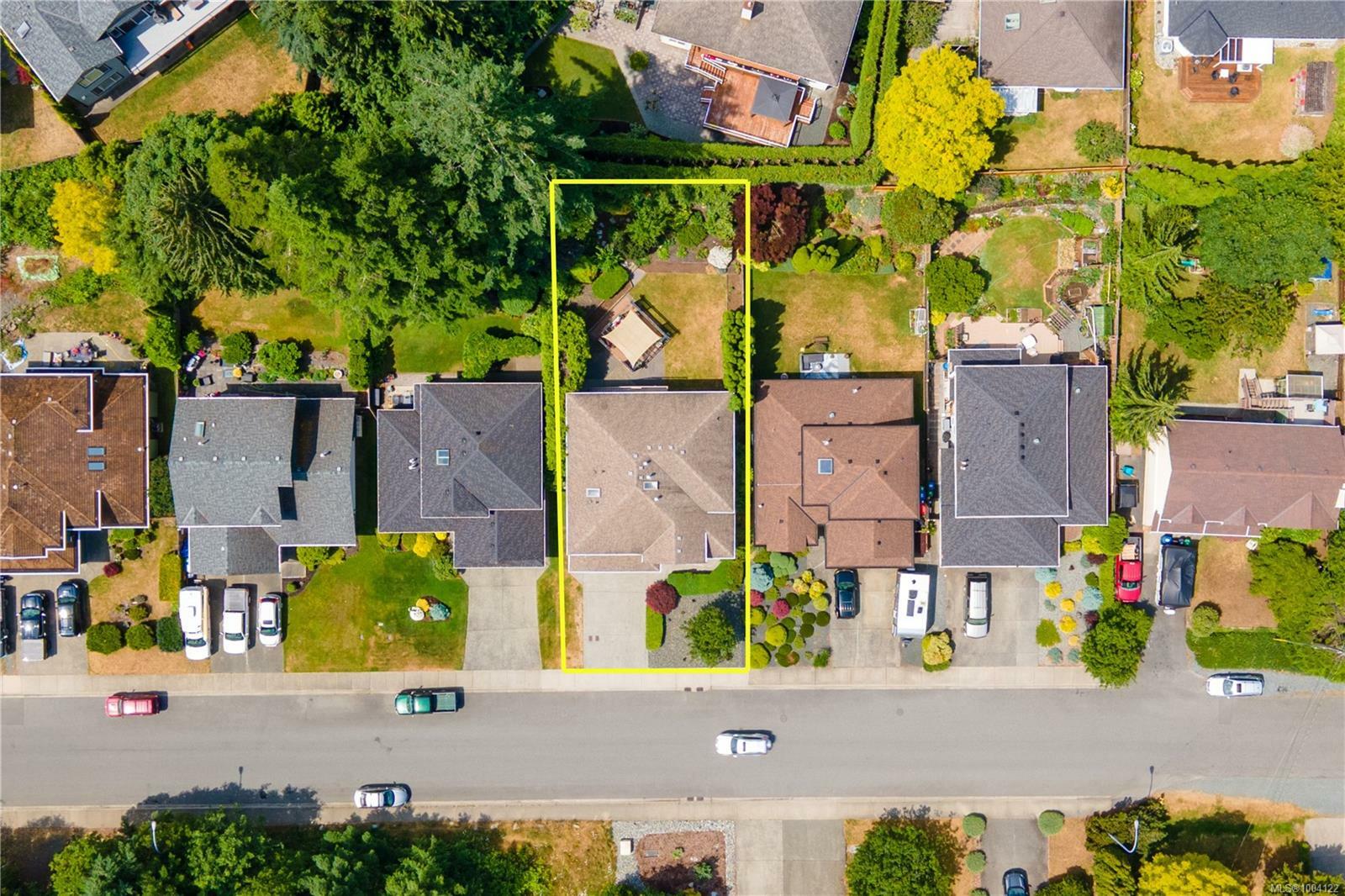 Photo de la propriété: 3449 Planta Rd BC V9T 6E1