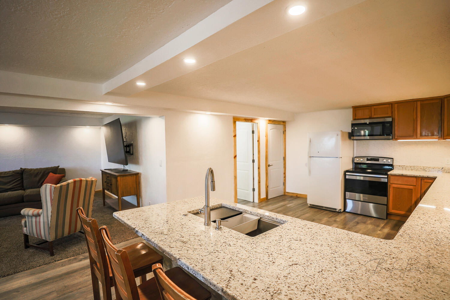 Property Photo:  1025 N 2075 E Cir  UT 84770 