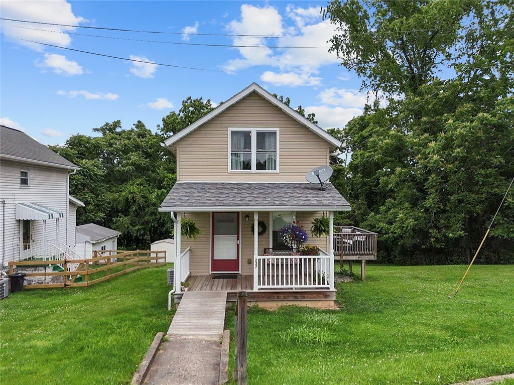 Property Photo: 237 Prichard Ave PA 15358