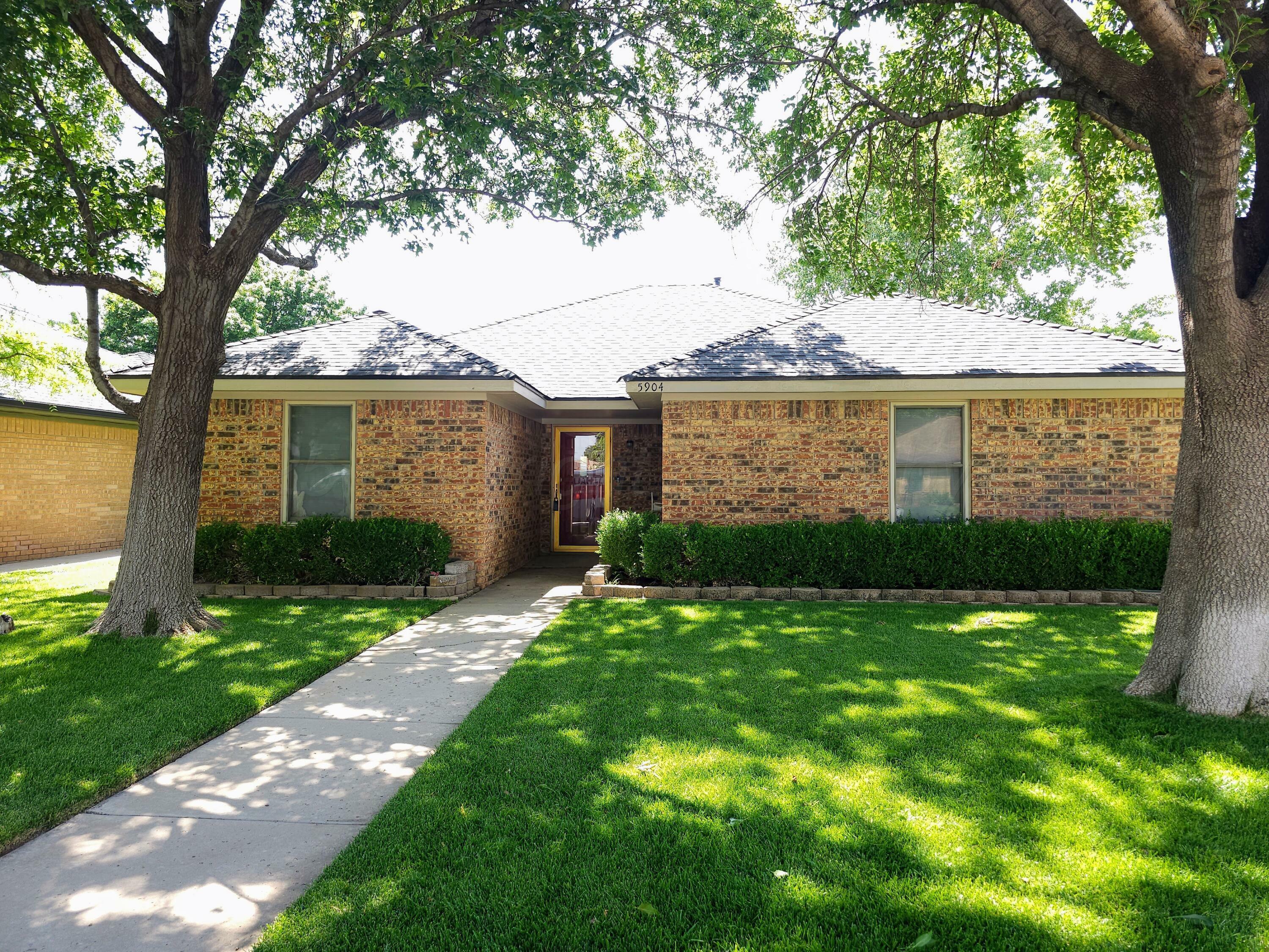 Property Photo: 5904 Oakman Drive TX 79109-7125
