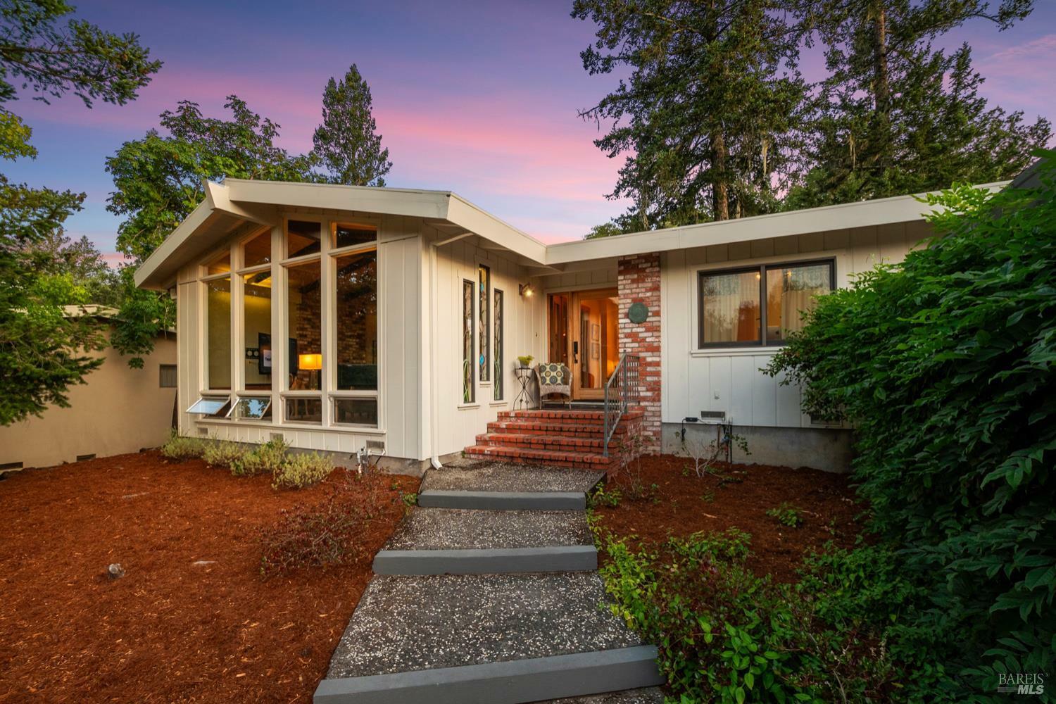 304 High Street  Calistoga CA 94515 photo