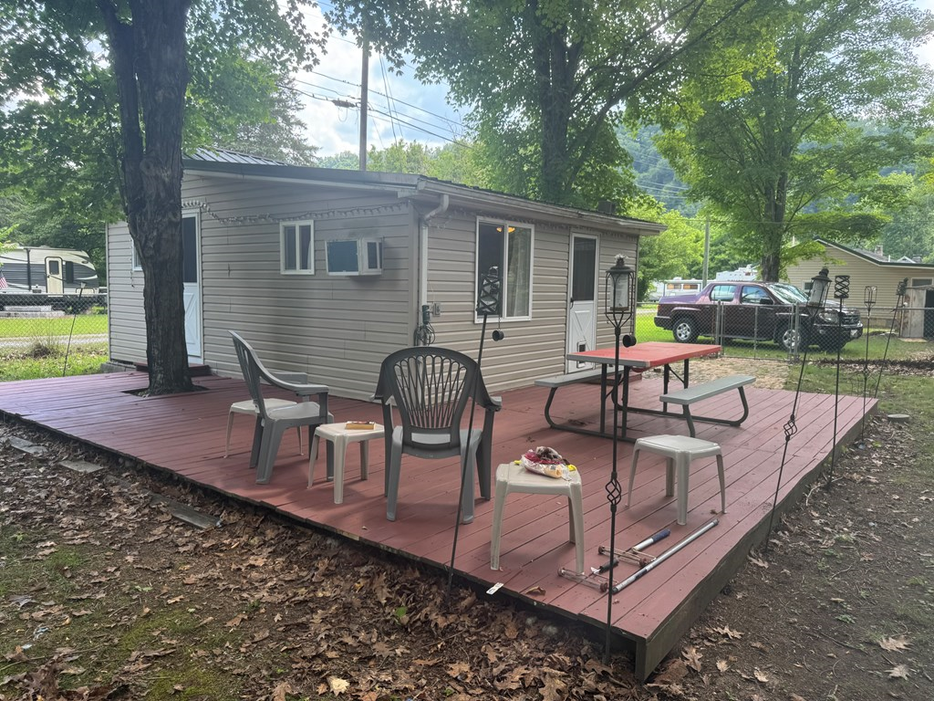Property Photo: 46 Daniel Lane WV 24981