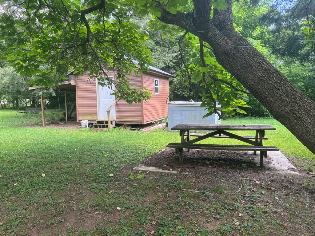 Property Photo: 43 Daniel Lane WV 24981