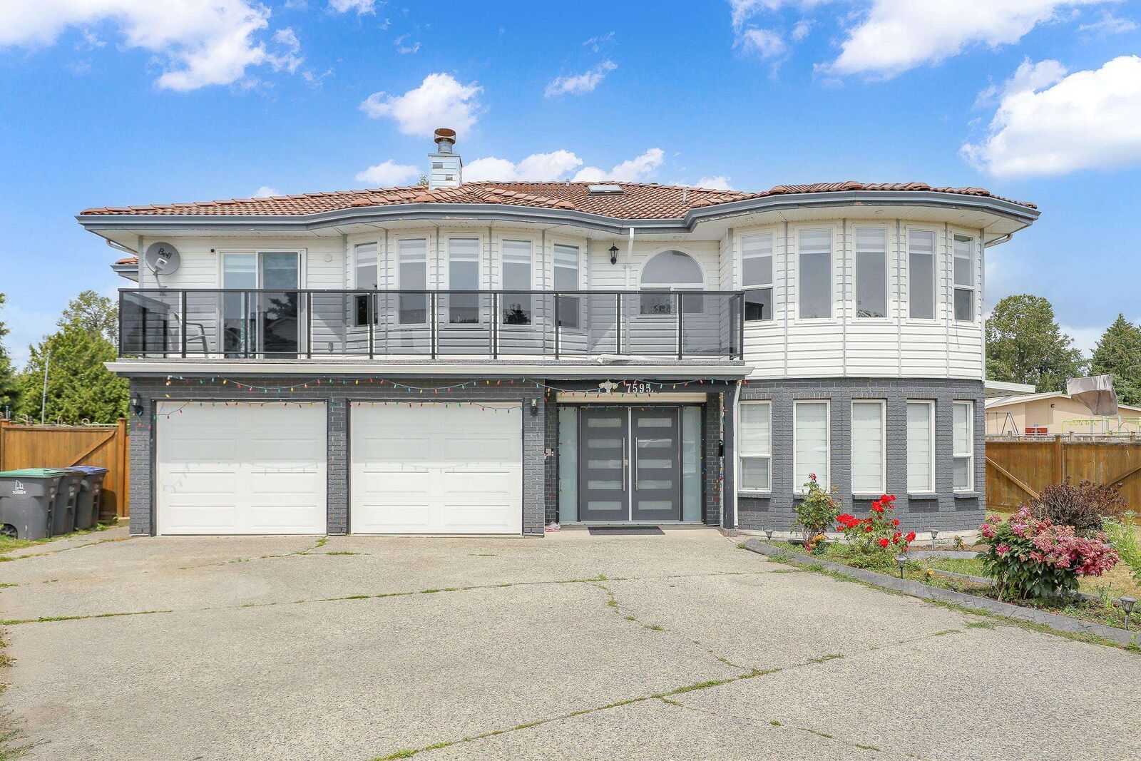 Property Photo:  7595 122A Street  BC V3W 0K7 