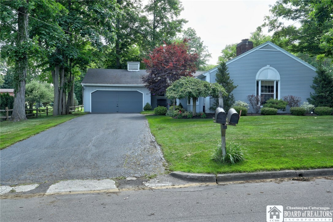 251 McDaniel Avenue  Jamestown NY 14701 photo
