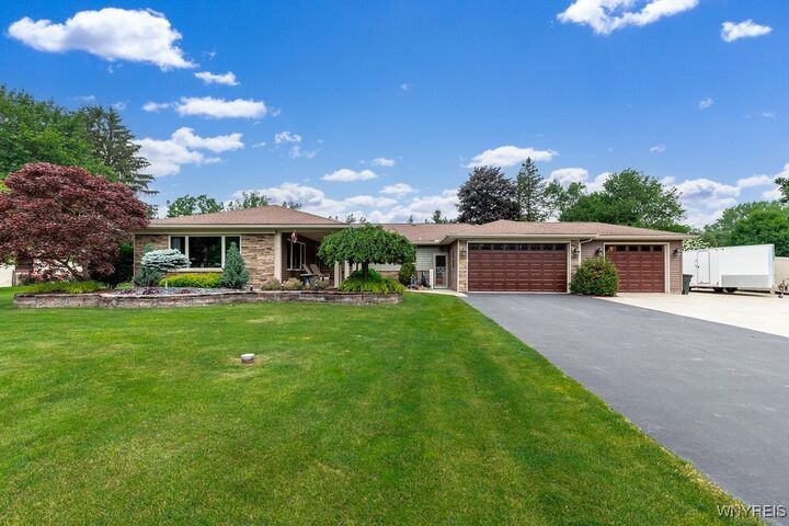 22 Highland Drive  East Aurora NY 14052 photo