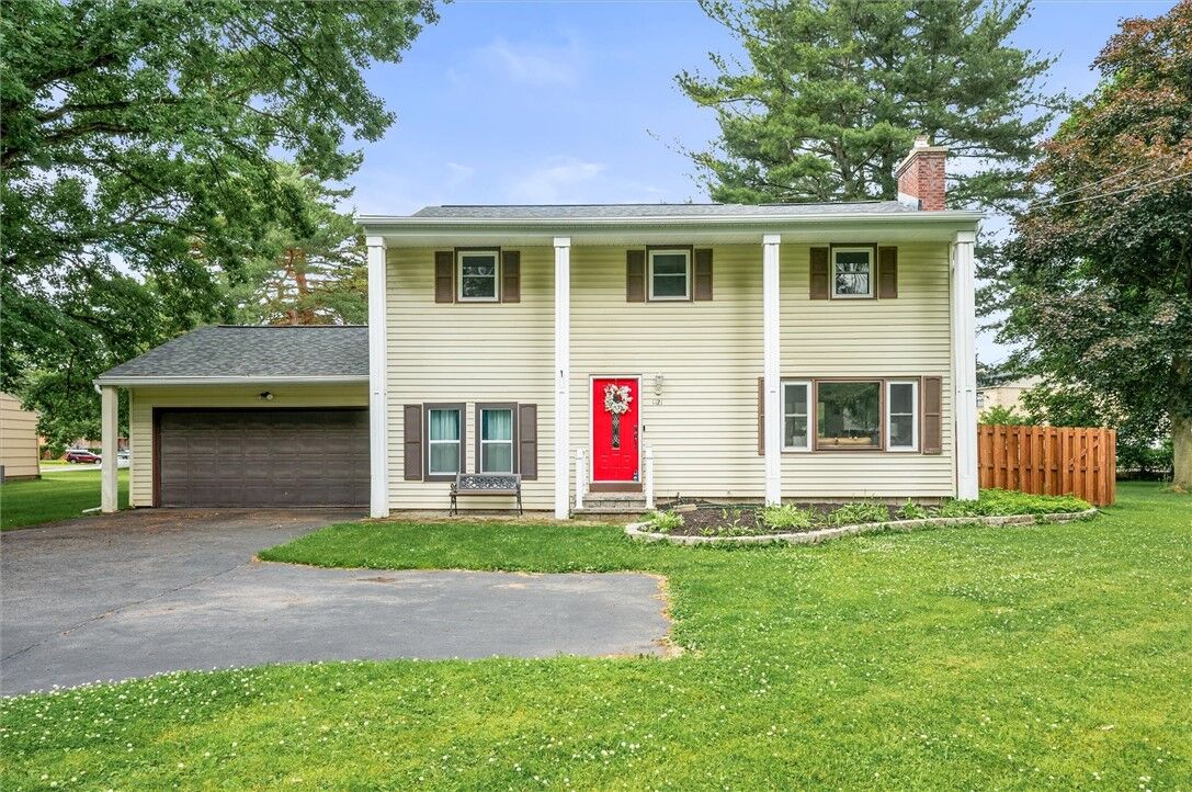 Property Photo:  1121 Edgewood Avenue  NY 14618 