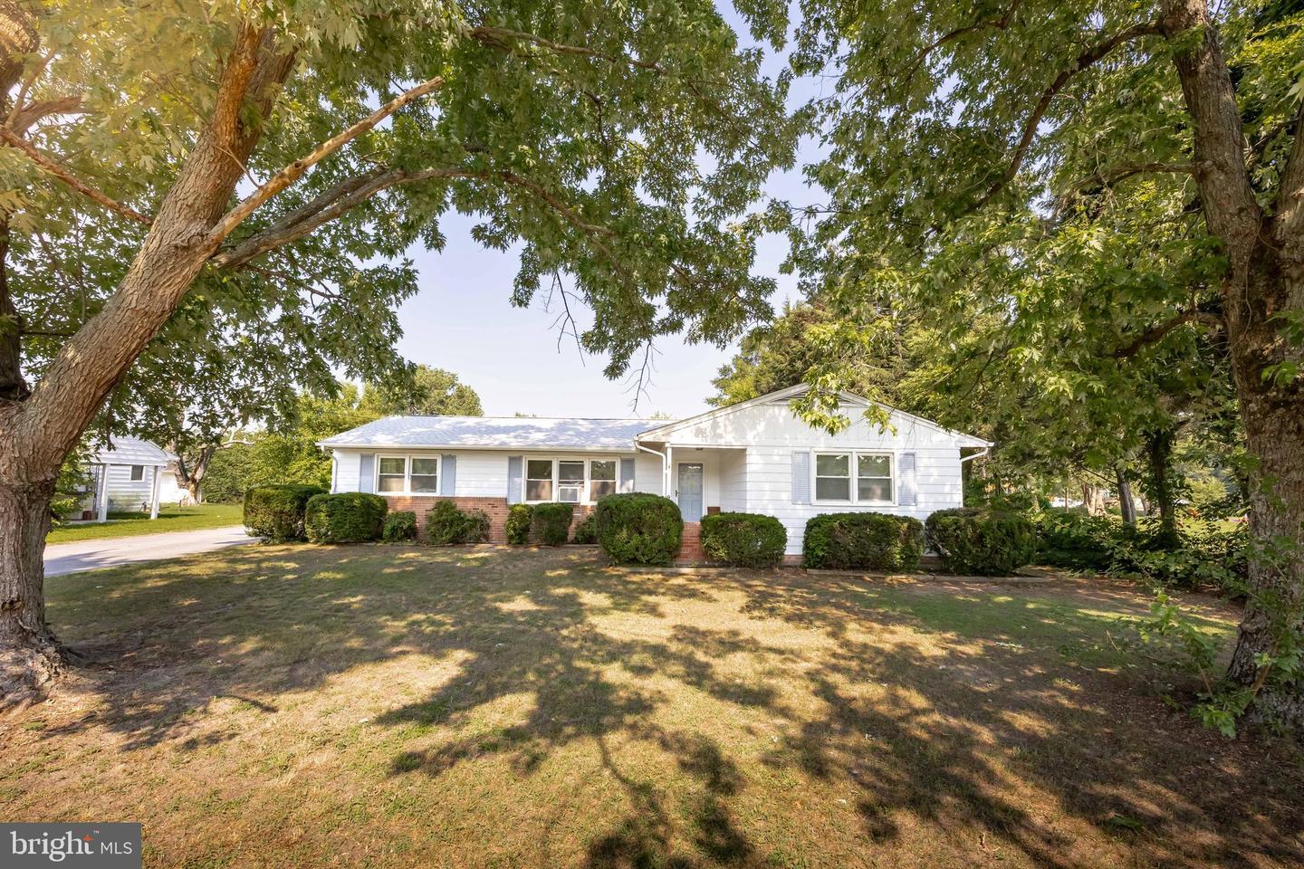 Property Photo: 9839 Sharptown Road MD 21837