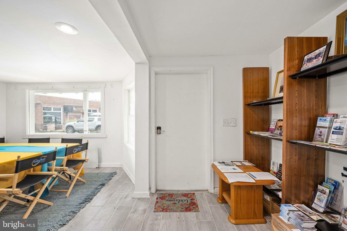 Property Photo: 215 Irving Avenue N VA 22443