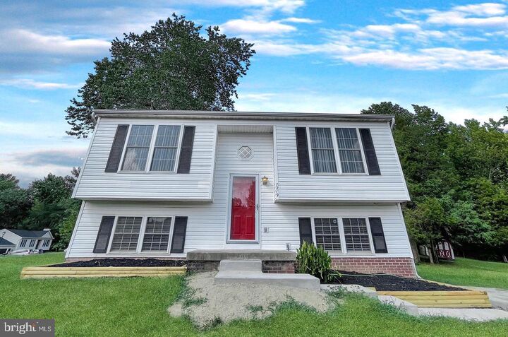 7219 Ford Hollow Drive  Fredericksburg VA 22407 photo