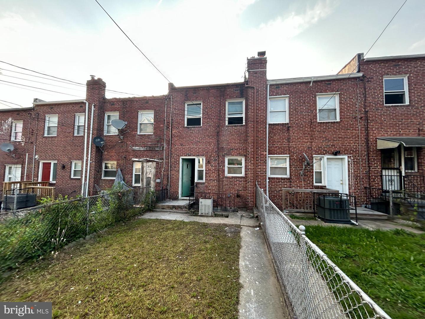 Property Photo: 4706 Alhambra Avenue MD 21212