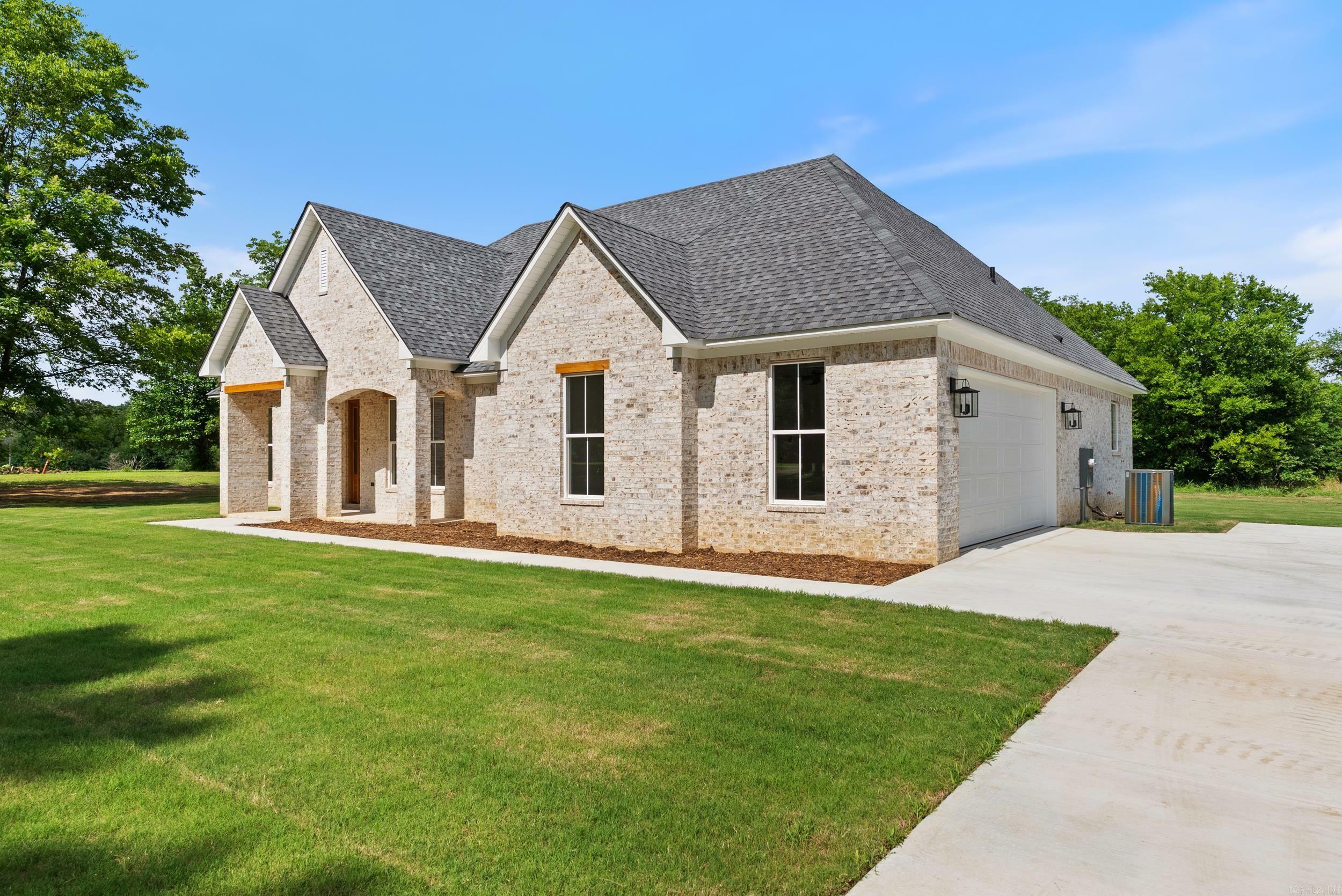 Property Photo: 3 Cardin Cove AR 72058