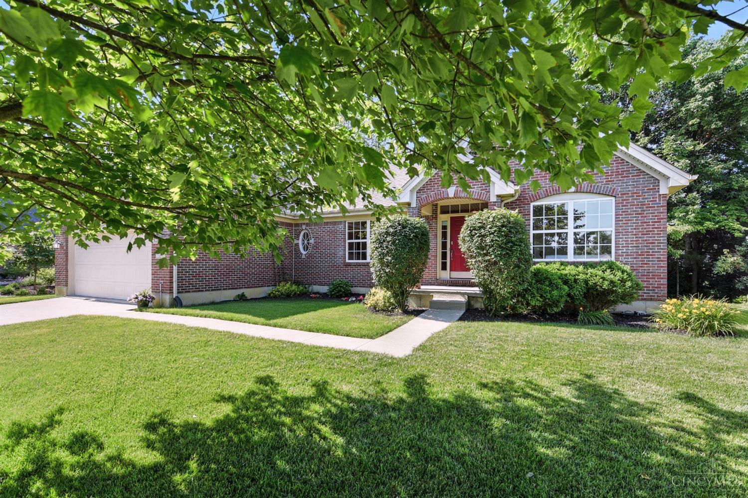 Property Photo: 1123 Elk Run OH 45039