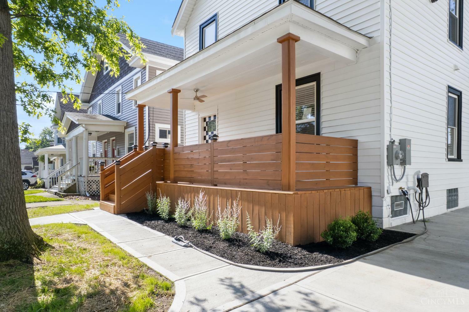 Property Photo: 6101 Bramble Avenue OH 45227