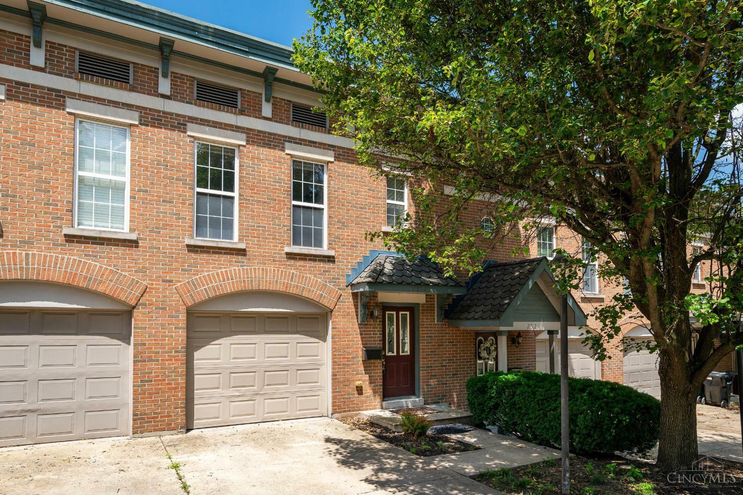 Property Photo: 2519 Ravine Street OH 45219