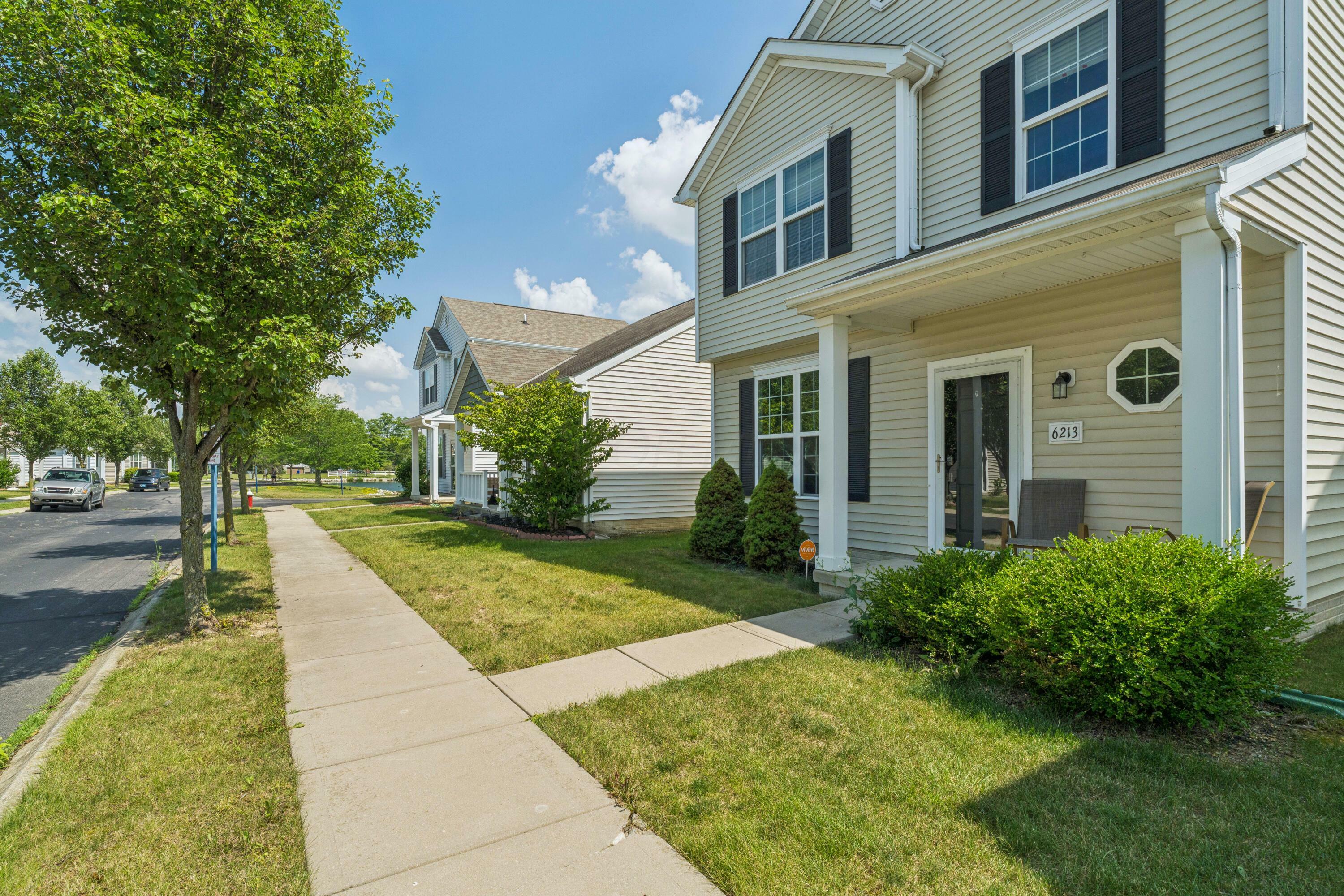 Property Photo: 6213 Red Glare Drive OH 43119