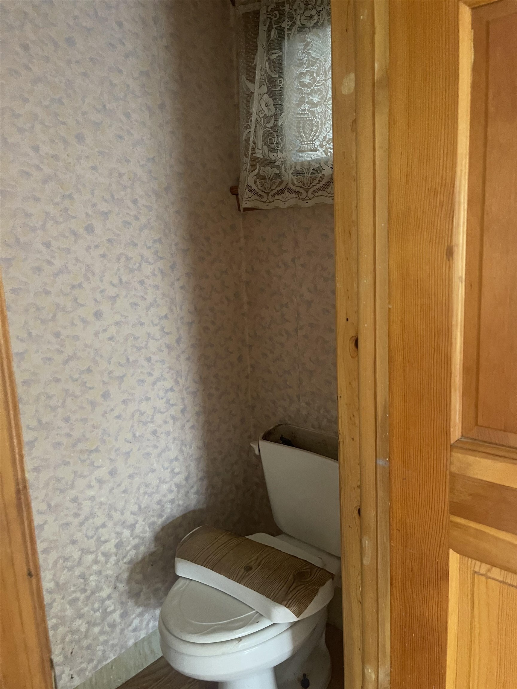Property Photo: 239 E Delaware NJ 08251