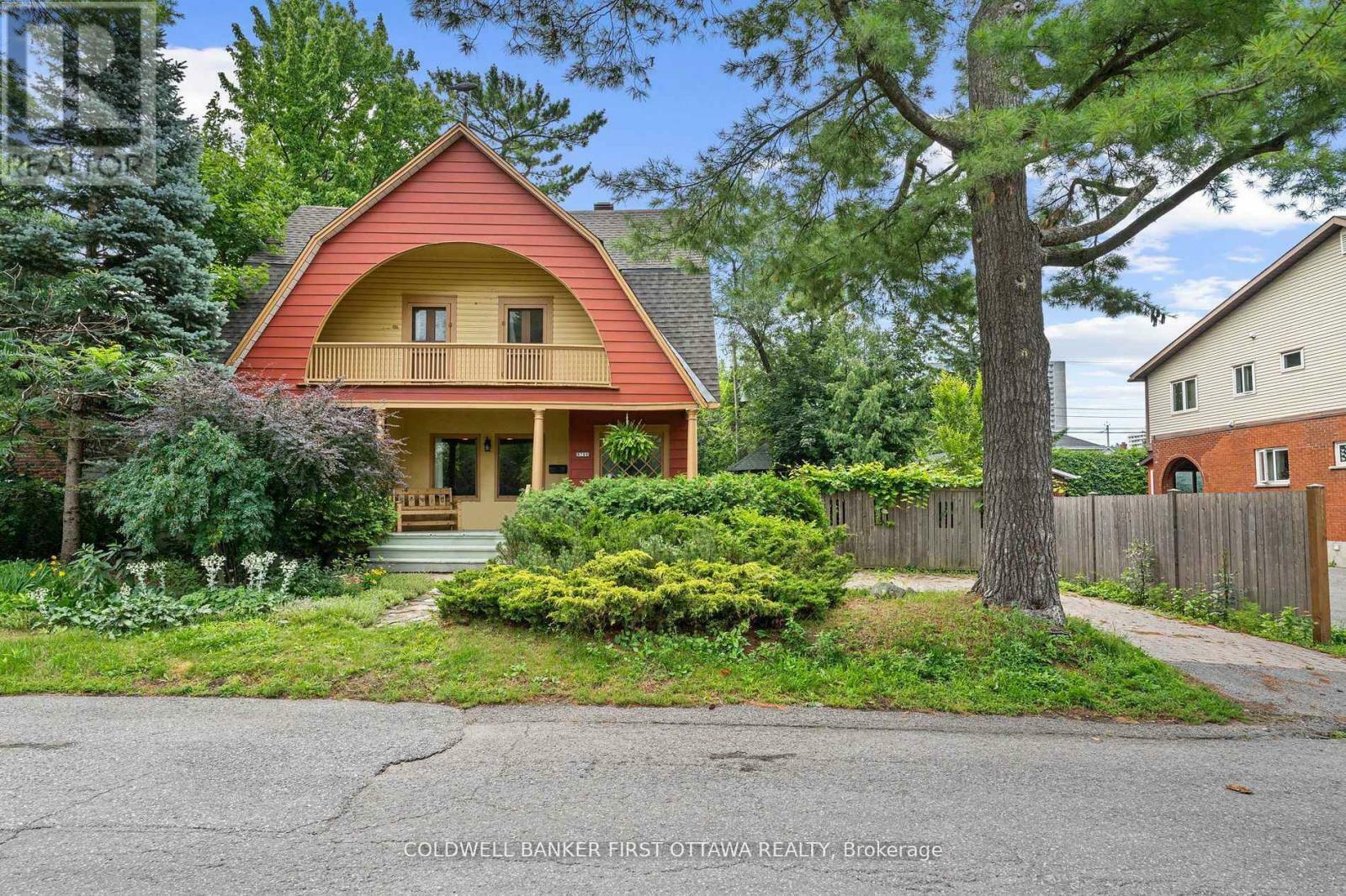 2704 Don Street  Ottawa ON K2B 6Y5 photo