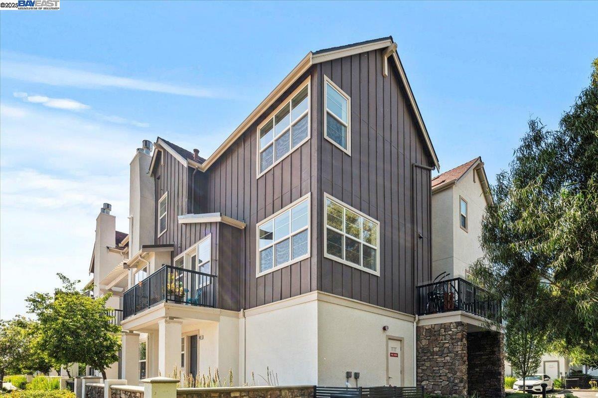 Property Photo:  3863 Camino Loop  CA 94568 