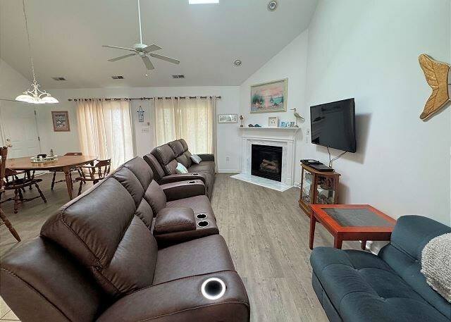 Property Photo: 7136 Silver Sails Landing VA 23336