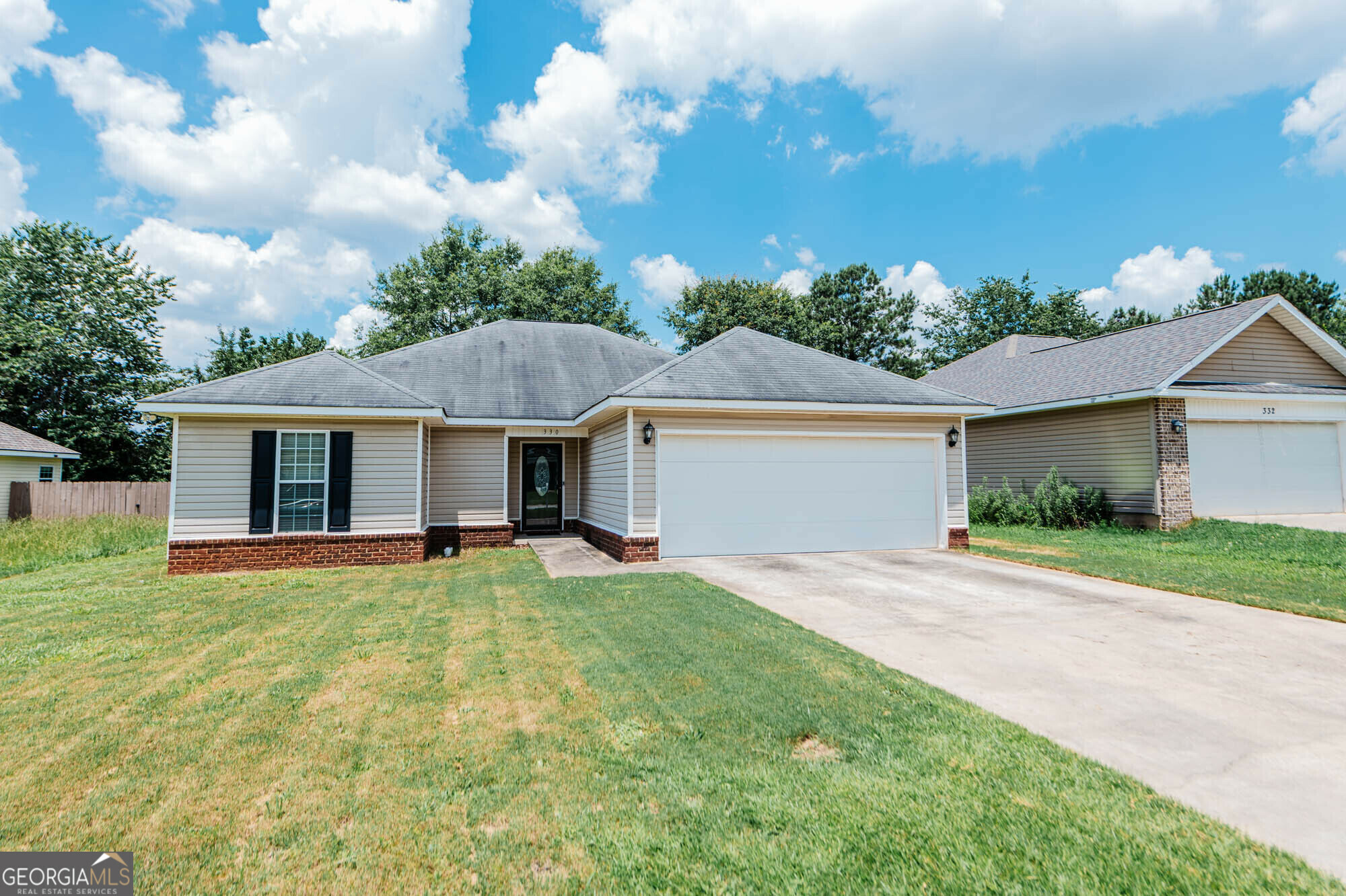 Property Photo:  330 Hidden Creek Circle  GA 31088 