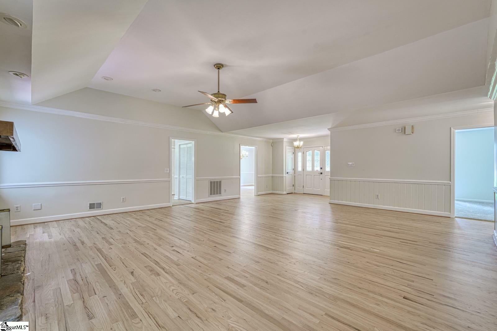 Property Photo: 148 Woodridge Drive SC 29301