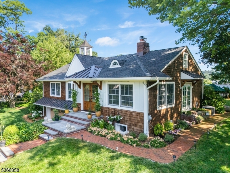 10 Harvey Ct  Summit City NJ 07901 photo