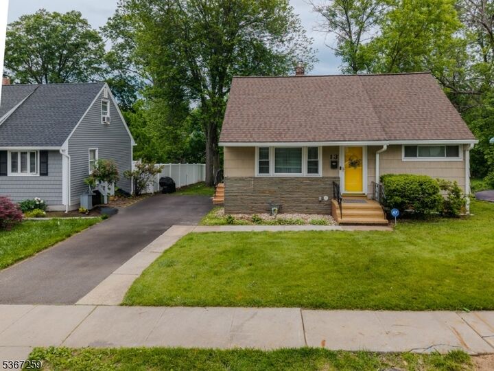 13 Independence Dr  Roselle Boro NJ 07203 photo