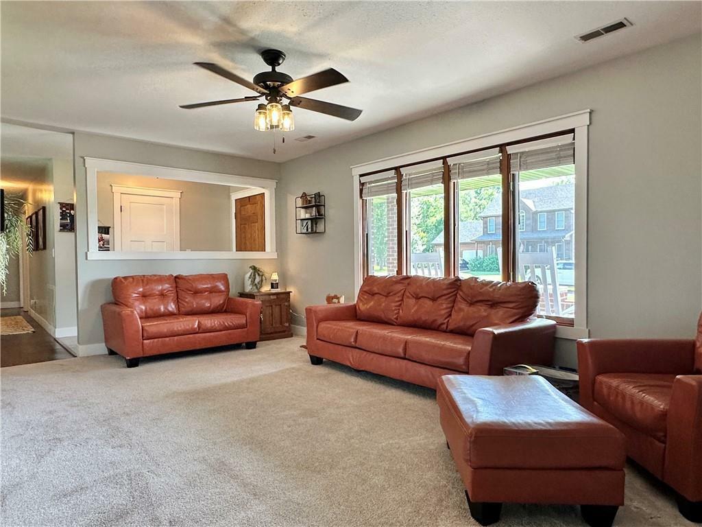 Property Photo: 2112 Mariner Road MO 64683