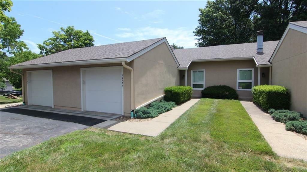 Property Photo: 12733 W 108th Place KS 66210