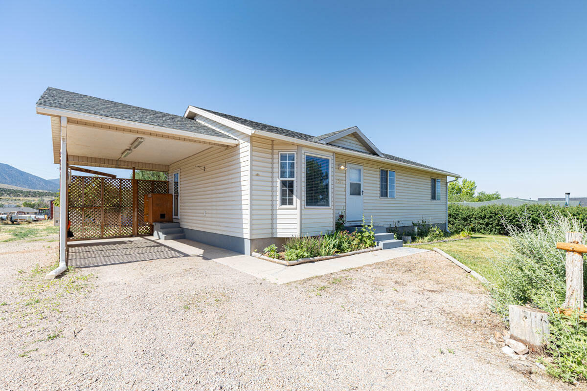 Property Photo:  1570 E Stagecoach Ln  UT 84721 