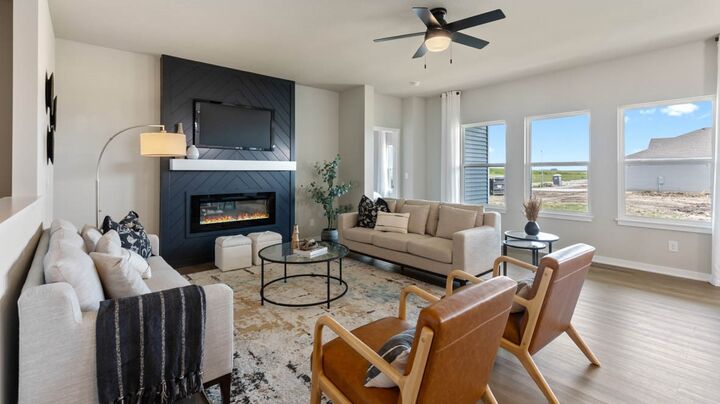 Property Photo:  2801 NW 28th Street  IA 50023 
