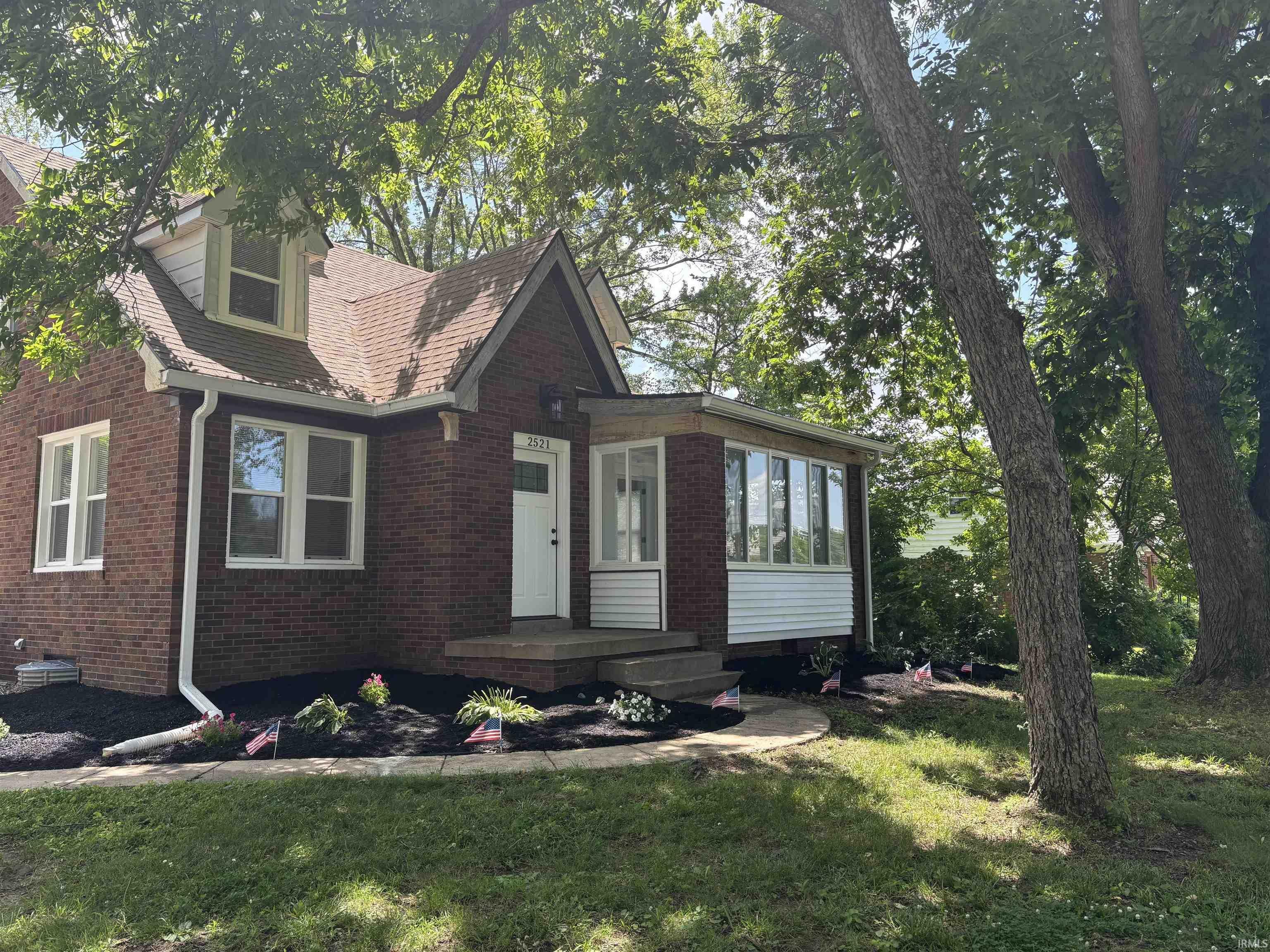 Property Photo: 2521 N Red Bank Road IN 47720